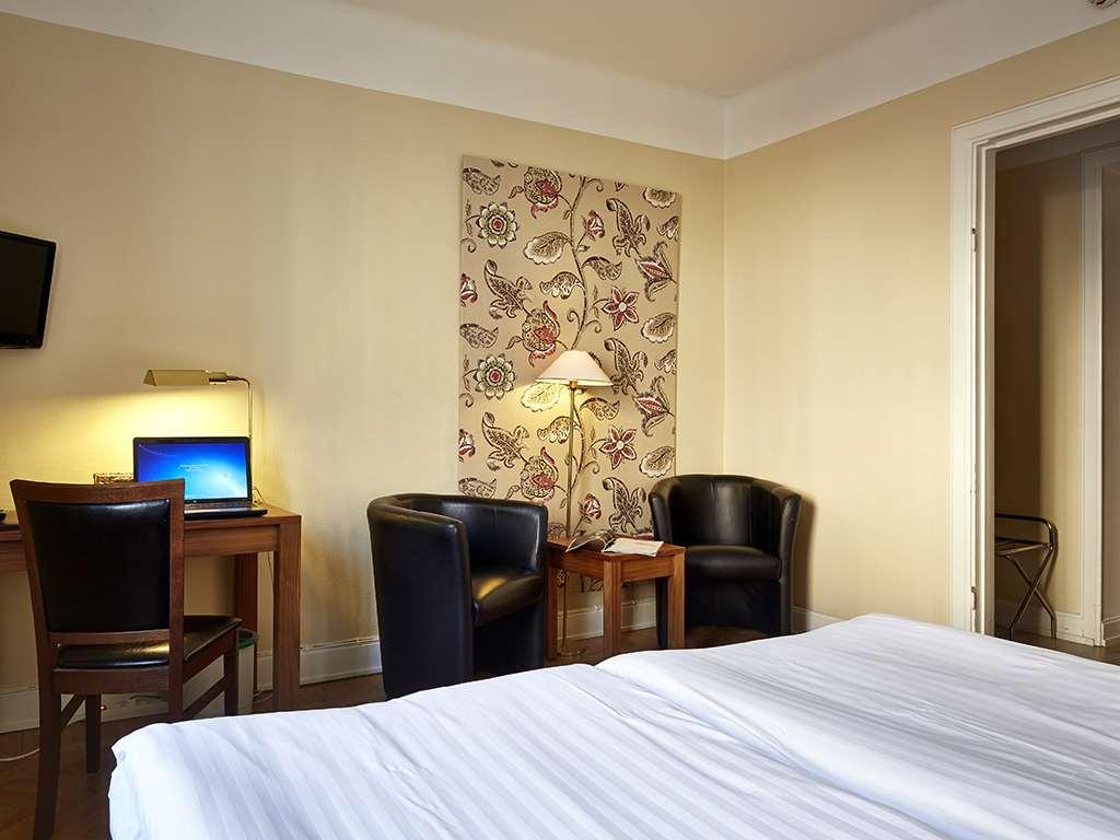 First Hotel City Eskilstuna Room photo